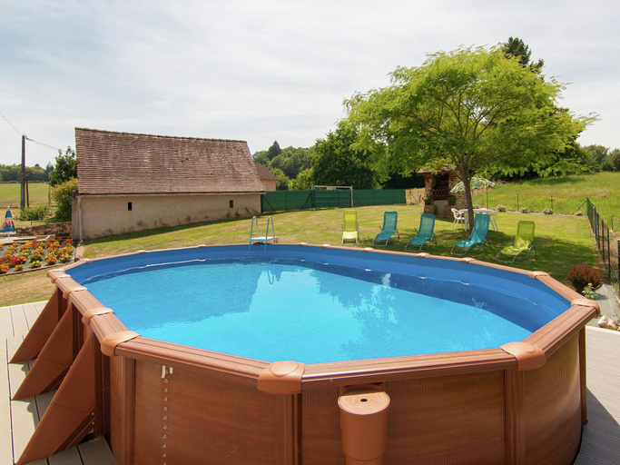 Others 2, Beautiful holiday home near lake and forest, Dordogne