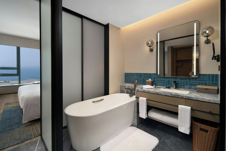 Bathroom 5, Four Points By Sheraton Dalian Donggang, Dalian