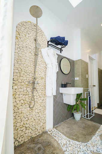 Bathroom 4, Amanzohi Siargao, General Luna
