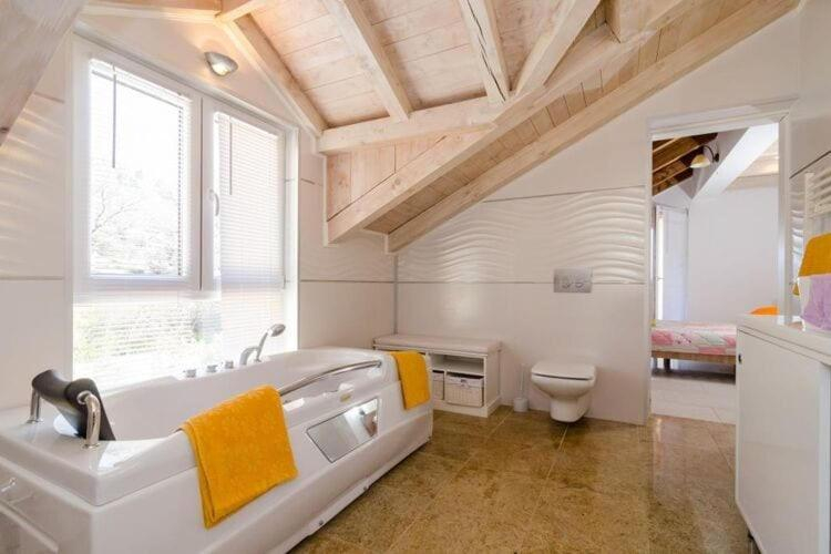 Bathroom 4, Villa Avoca - Four Bedroom Villa with Swimming Pool, Župa Dubrovačka