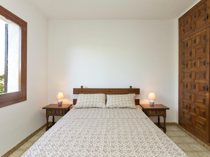 Bedroom 2, Apartment in Mont-roig near Sea Beach, Tarragona