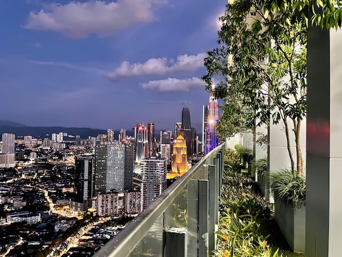 Others 5, The Colony and the Luxe Infinity Pool, Kuala Lumpur