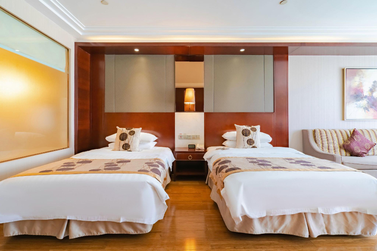 Bedroom 3, Kunming Golden Eagle Summit Hotel, Kunming