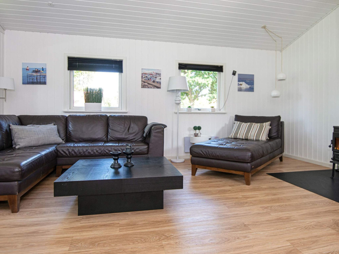 Others 2, Modern Holiday Home in Juelsminde with Hot Tub, Hedensted