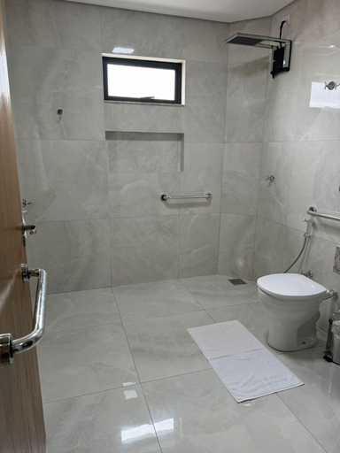 Bathroom 4, Hotel Garden, Jardim