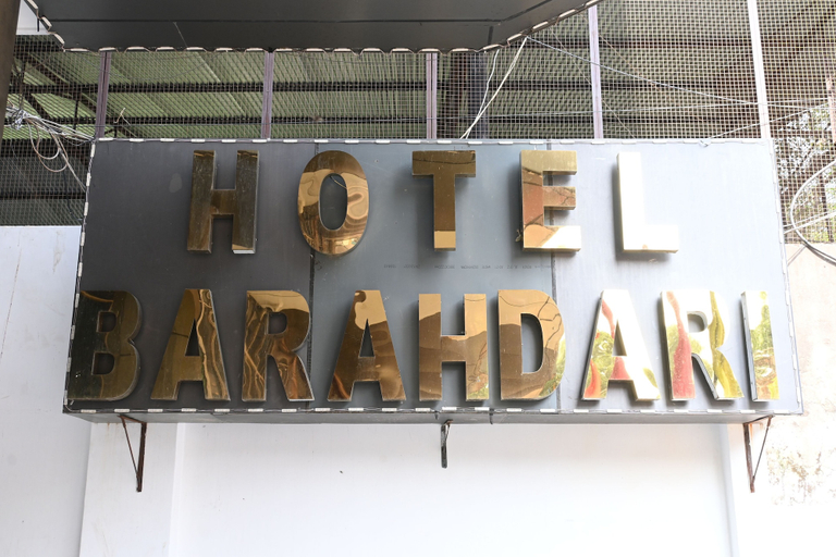 Food & Drinks, Hotel Barahdari, Varanasi
