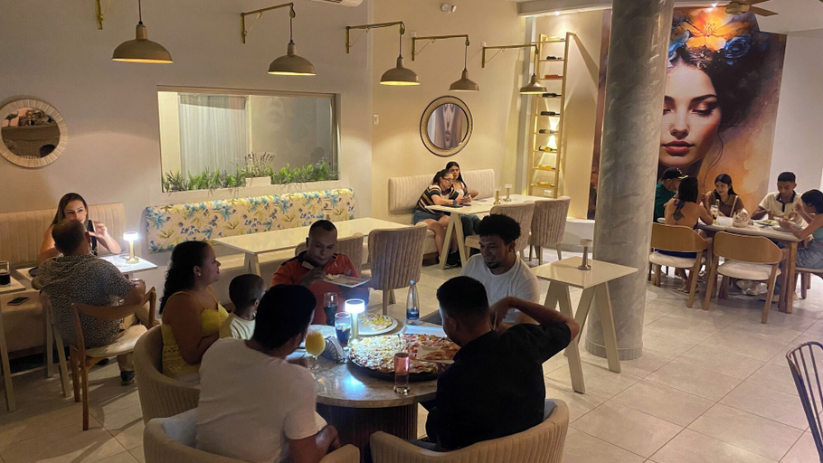 Food & Drinks 5, LA CANDELARIA ROOM HOUSE, Cicuco