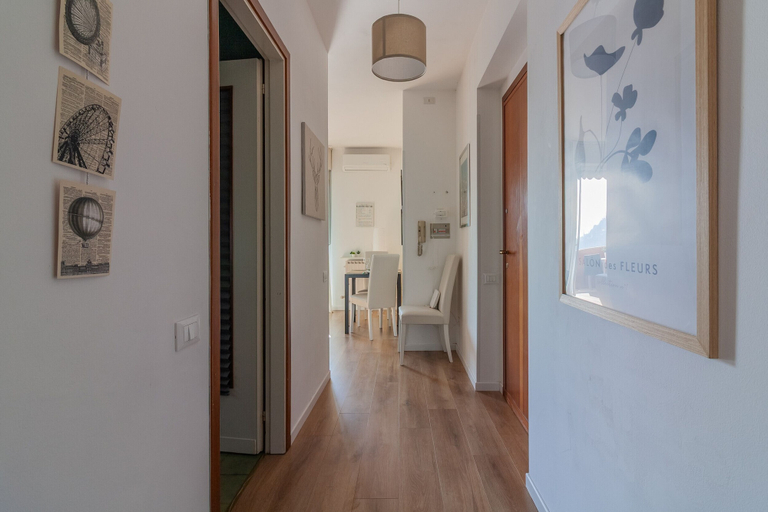 Room 4, Roberta s Home in Perledo, Lecco