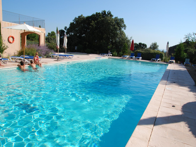 Sport & Beauty 2, Villa in Saumane near Golf Course and Pool, Vaucluse