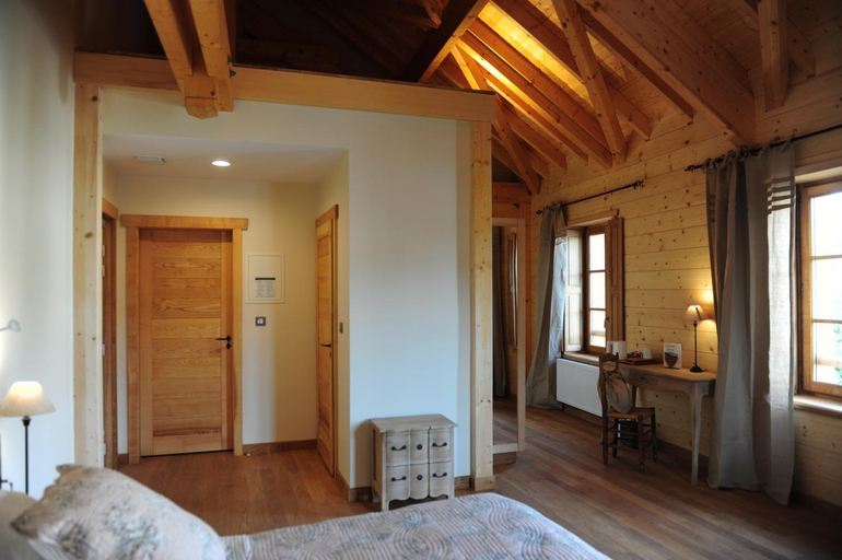 Bedroom 2, Logis hotel & restaurant - Auberge de l'Abbaye, Ardennes