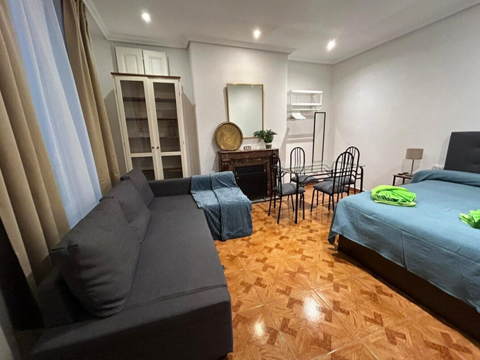 Bedroom 2, Habitaciones Figueroa, Madrid