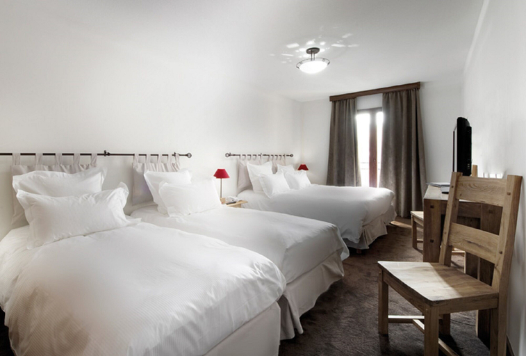 Bedroom 3, Auberge de Savoie, Savoie