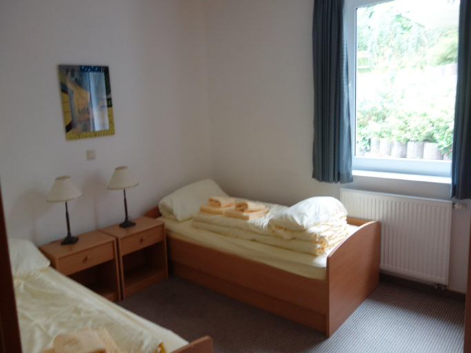 Bedroom 2, Wohnung in der Nahe der hessischen Berge, Waldeck-Frankenberg