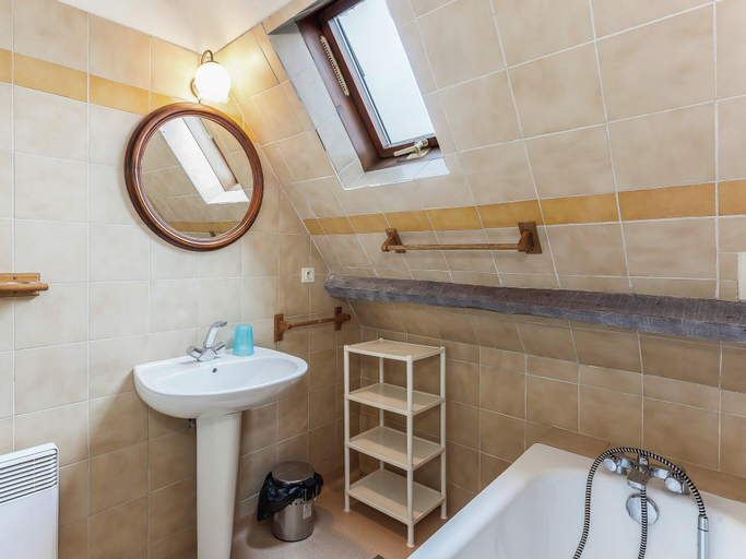 Bathroom 3, Holiday home  with garden, Dordogne