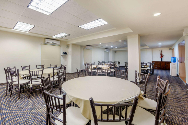 Food & Drinks 5, Sleep Inn Monclova, Monclova