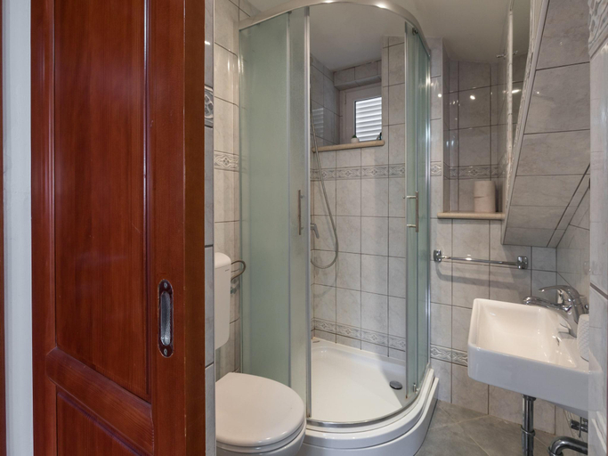 Bathroom 3, Apartments Ivana Old Town - Standard Studio - APT3, Dubrovnik