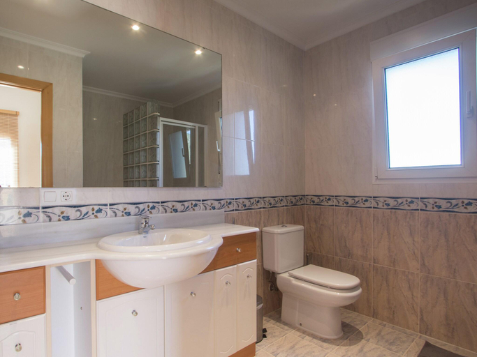 Bathroom 4, Holiday Home Alcalali with Pool and Valley View, Alicante