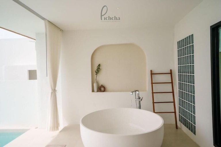 Bathroom 3, Pichcha Kohlarn, Pattaya