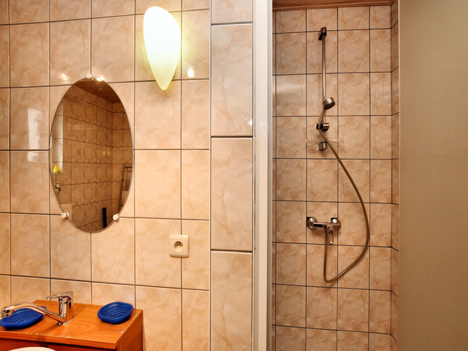 Bathroom 3, Cosy Nature Retreat, Houffalize, Luxembourg