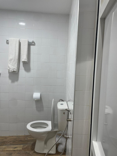 Bathroom, Hotel Pyramides, Taza