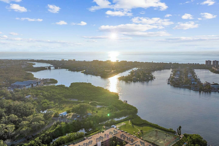 Others 5, Luxury poolside paradise, Pinellas