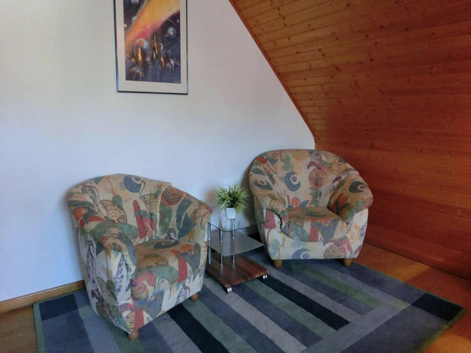 Others 5, Cozy Apartment with Private Garden in Nisterau, Westerwaldkreis