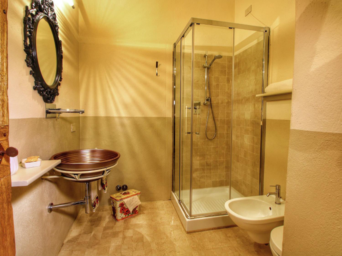 Bathroom 4, Modern Vacation Home, Siena