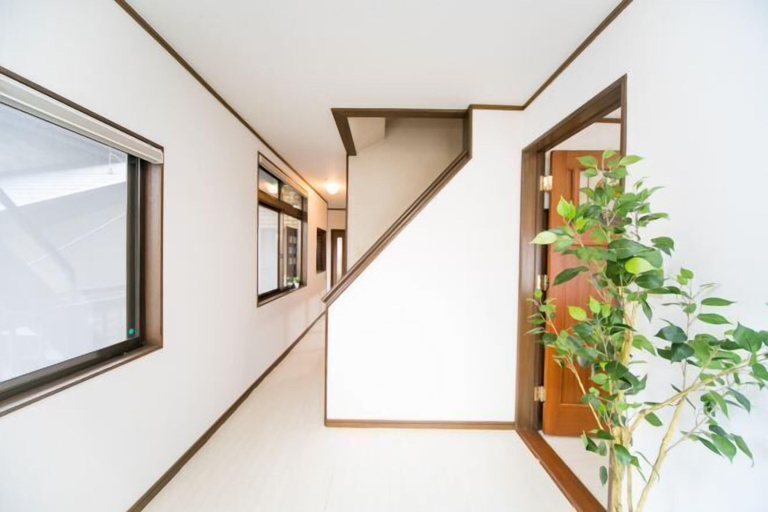 Others 5, 7 min to JR Yokkaichi STN Large House, Yokkaichi