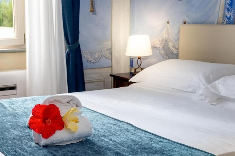 Bedroom 3, Borgo San Martino Residence Hotel & SPA, Pisa