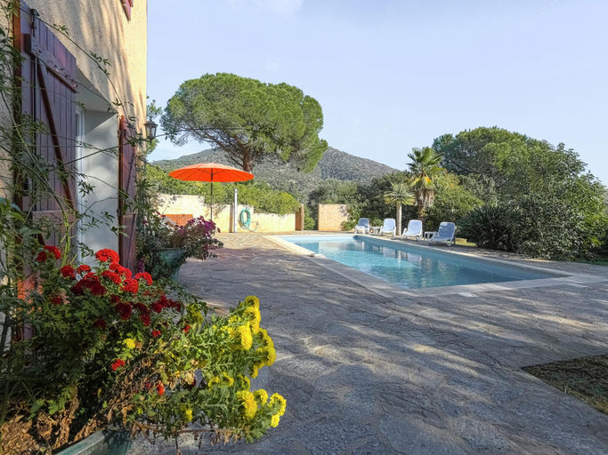 Others 4, Holiday Home in Bormes with Private Pool, Var