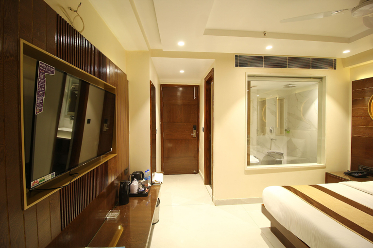 Others 5, Hotel Grand Plaza, Delhi
