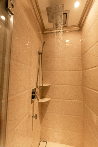 Bathroom 4, AJ Residence -  A Member of The Luxury Stay Group, Kota Kinabalu