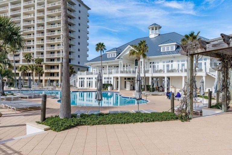 Exterior & Views 2, Beach Club 806a, Baldwin