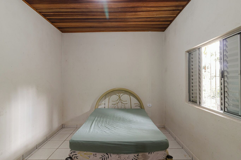 Room 5, Ch Cara c Wifi Churrasq Pisc Lazer pet Friendly, Suzano