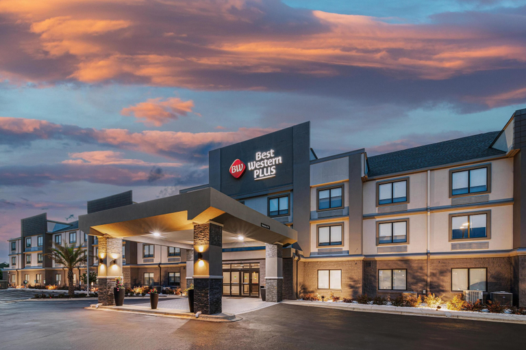 Exterior & Views 1, Best Western Plus Savannah Gateway, Chatham