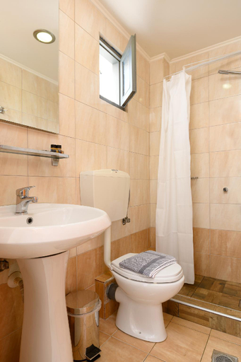 Bathroom 4, Alianthos Beach Hotel, Crete