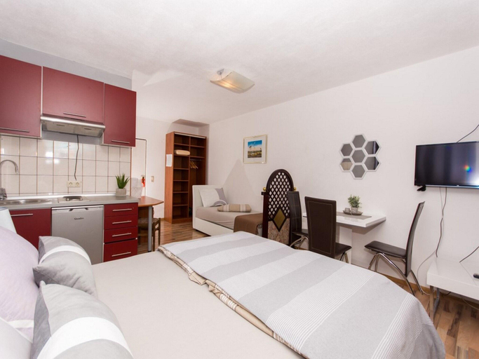 Others 2, Villa Stil - Studio Apartment with Balcony and Sea View 101, Okrug