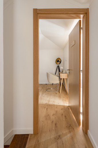 Others 5, Revive House Camp - Ericeira - Sintra, Sintra