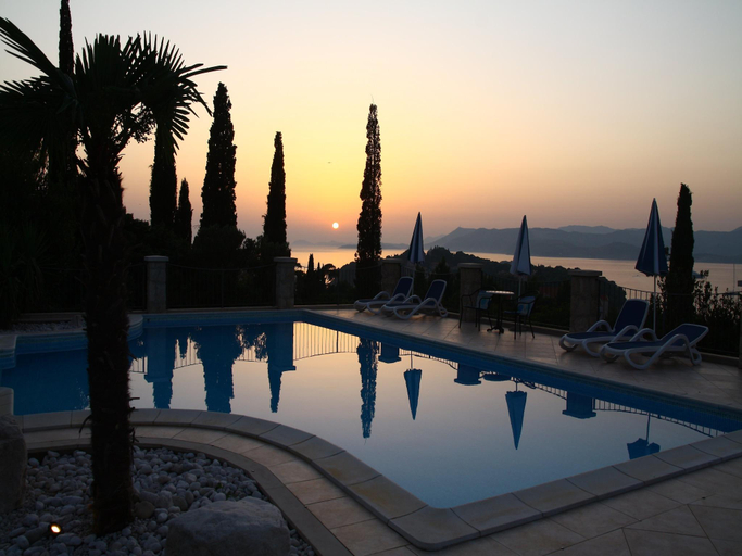 Sport & Beauty 5, Villa Alegria Cavtat - Studio Apartment with Patio and Garden View, Konavle