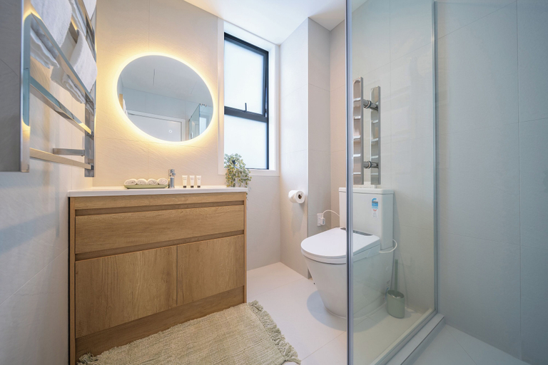 Bathroom 3, Palm Suites - Auckland, Waitakere