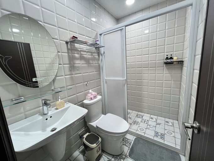 Bathroom 5, Daisy Light Hostel, Yilan