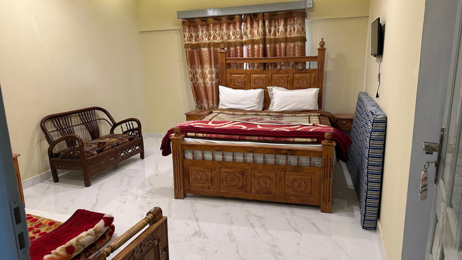 Bedroom 3, Himaliya Inn Hotel & Restaurant, Hazara