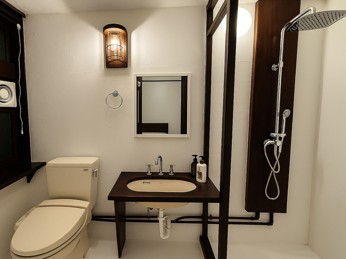 Bathroom 4, NAGACHIBI, Miyakojima