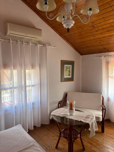 Bedroom 2, Marias Apartments, Central Greece