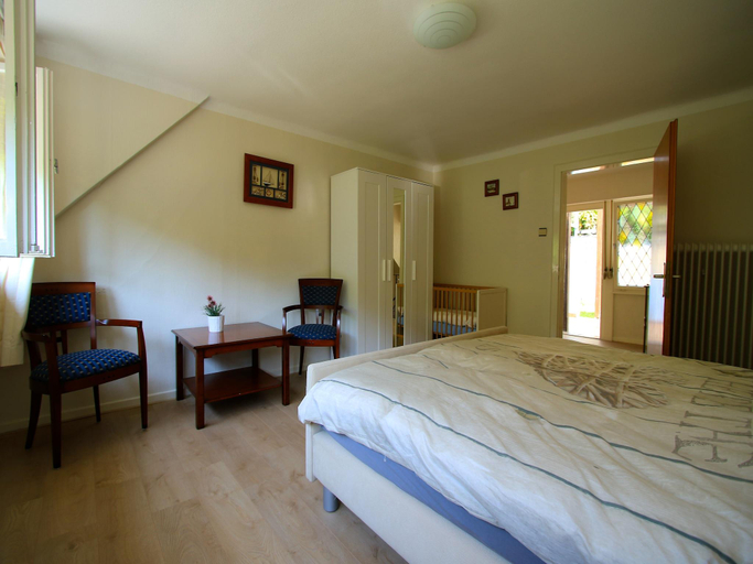 Bedroom 2, Holiday home in nice surrounding, Bernkastel-Wittlich