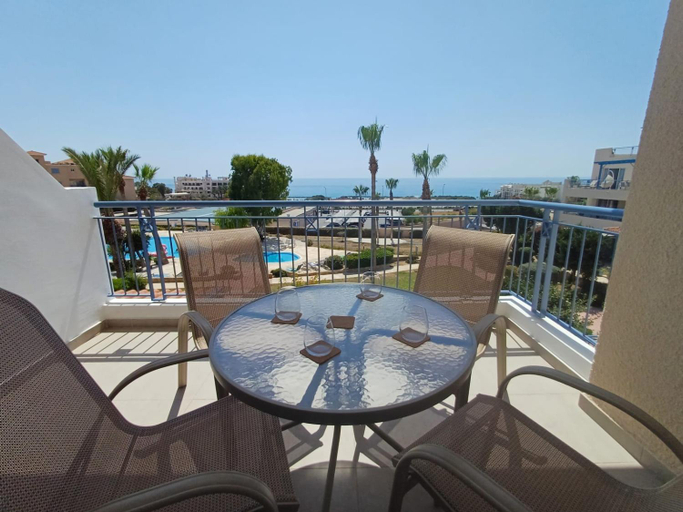 Others 5, Kings Palace - Elegant 2 bed, sea facing apartment