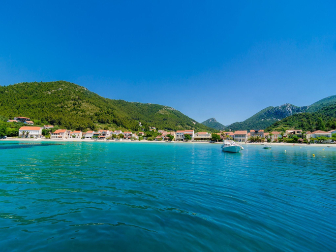 Others 3, Apartments Dalmatin Zuljana - Studio Apartment 1, Ston