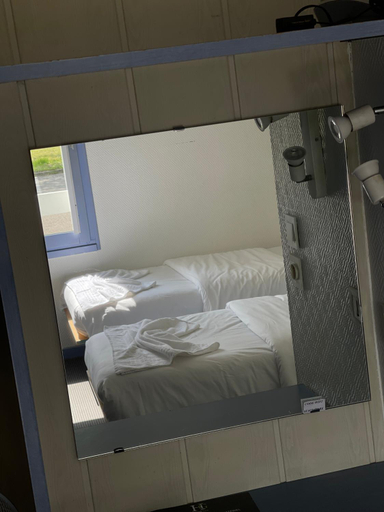 Bedroom 4, Hôtel Gex, Ain