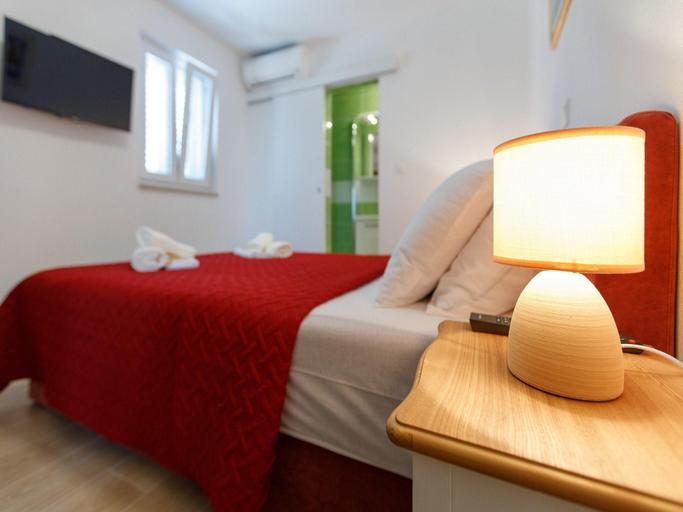 Bedroom 2, Villa Balarin - Five Bedroom Holiday Home with Terrace and City View, Bol
