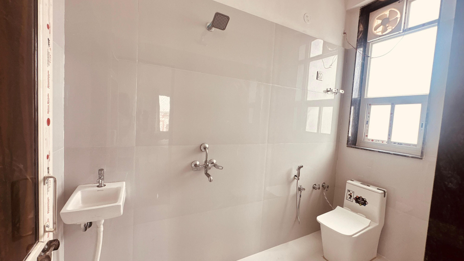 Bathroom 4, Shyam Resort, Sikar